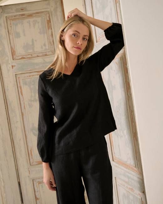 Paula - Linen Blouse in Black