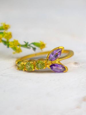 Peridot and Amethyst Vine Ring