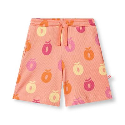 Suncrisp shorts with apples