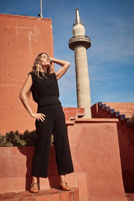 LOUISA Cropped Pants in Organic Cotton - Black