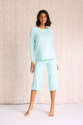 Relaxed Long Sleeve Top + Capri Pant