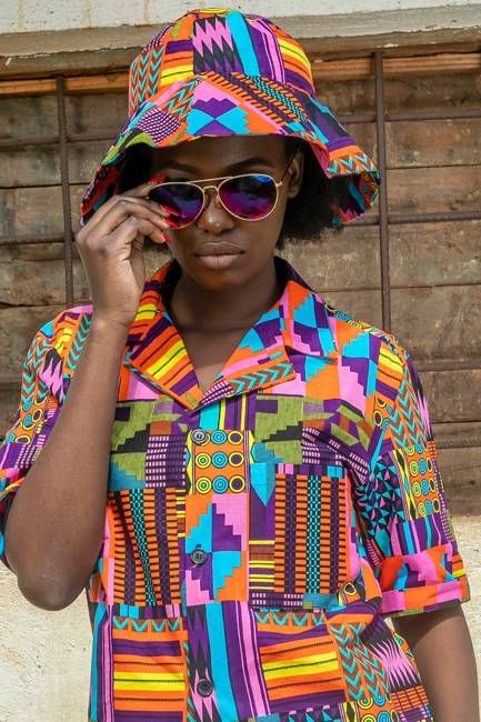 Lory Unisex Bucket Hat in Savannah Rainbow