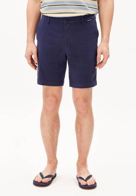 CHINO SHORT | tinted navy