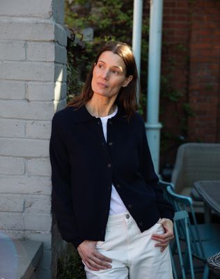 The Collared Button-Up - Navy