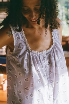 The Brianna Top | Cameo Bouquet