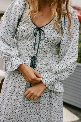 The Raquel Dress Petites | Chrysanthemum Vine