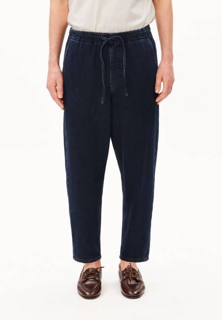 PULL-ON TAPERED JEANSHOSE