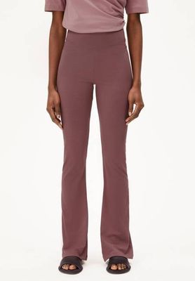 REHMAA LEGGINGS | dark berry