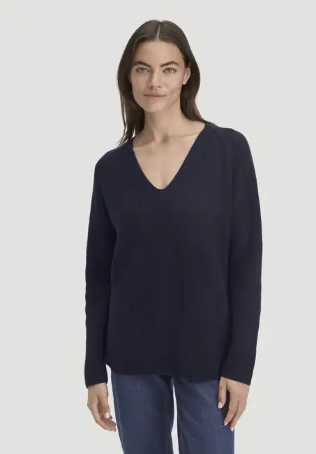 Knitted sweater regular made of pure organic cotton