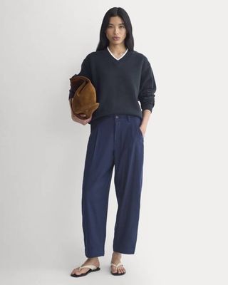 The Everywhere Pant in Stretch Linen | Navy