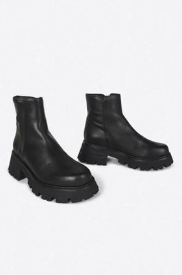 Intentionally Blank Larry Boot