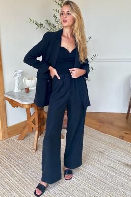 Julius Pleated Trouser - Black