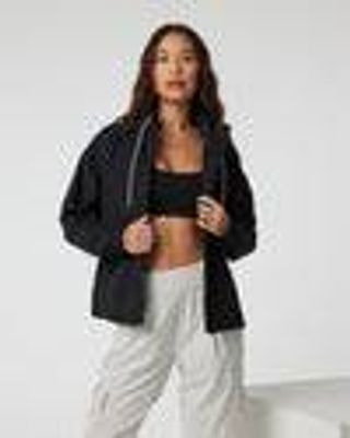 Willow Jacket | Women's Black Hiking Jacket | Vuori