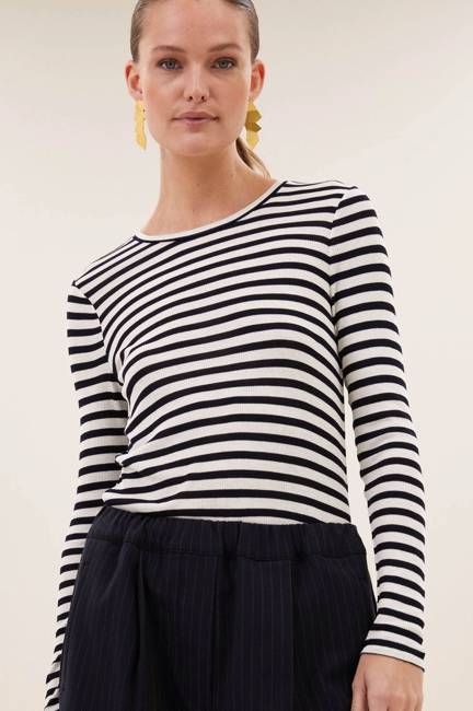 Aspiga Basic Long Sleeve Stripe Top — White/black