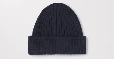 Dark Navy Ribbed Wool Beanie | Traceable Extra Fine Merino | Asket