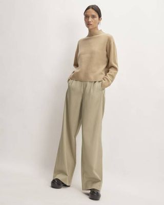 The Draper Pleated Pant in Buttersmooth | Cornstalk / Black | 32" Inseam