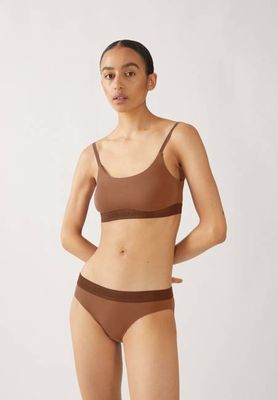 TRINAA BRIEF | nutshell