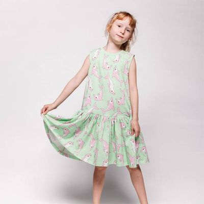 Sleeveless dress with dolphins