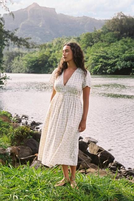 The Dawn Dress Petites | Rose Trellis
