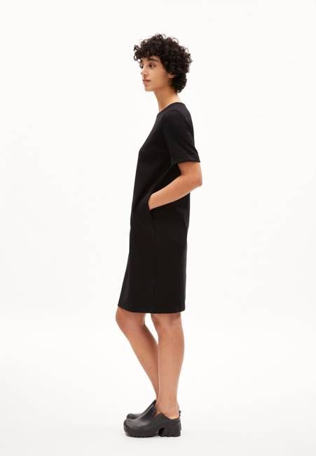 MAAILANA| black