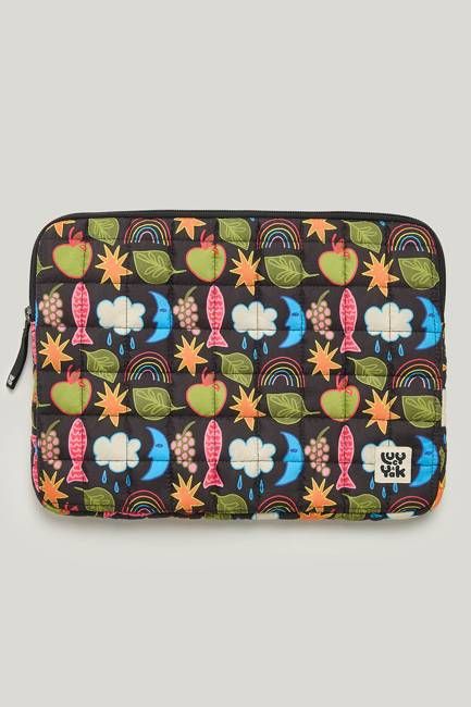 Emelien - 13" Laptop Case in Naive Print