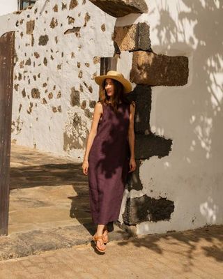 Carmen - Linen Dress in French Plum