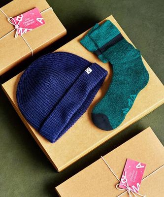 Men's Winter Warmer Gift Set - (Beanie & Walking Sock)