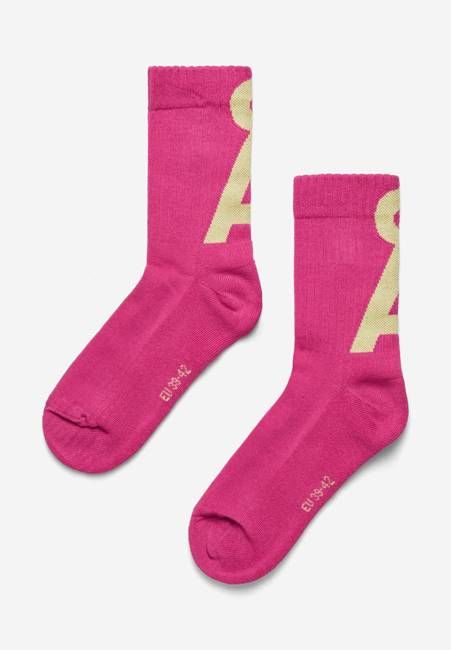 SAAMUS SHORT| bright raspberry