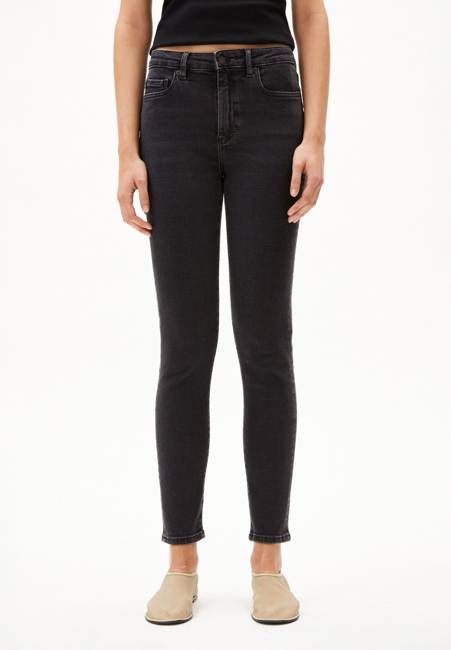 TILLAA| true black washed