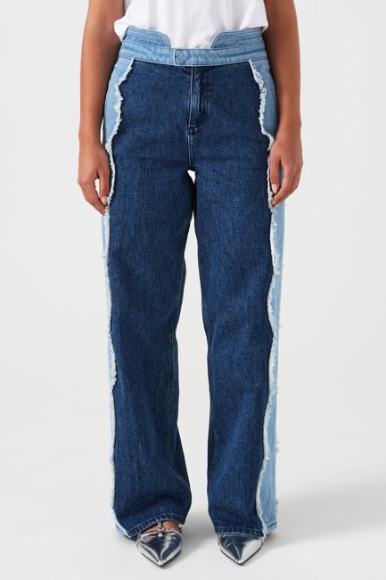 Ari Wide Leg Jean in Dark Vintage Scallop