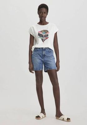 Relaxed jeans shorts made from pure organic denim
