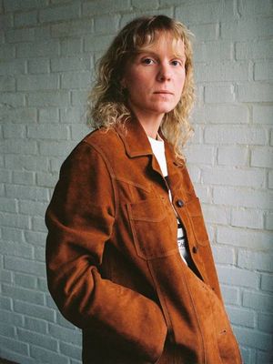 Peggy Suede Jacket Cognac regular fit jacket | Nudie Jeans