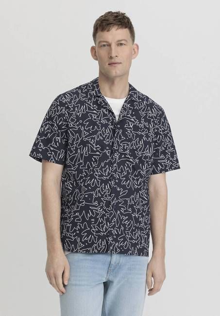 Relaxed resort shirt made from pure organic cotton