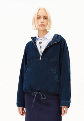JEANSJACKE MIT KAPUZE