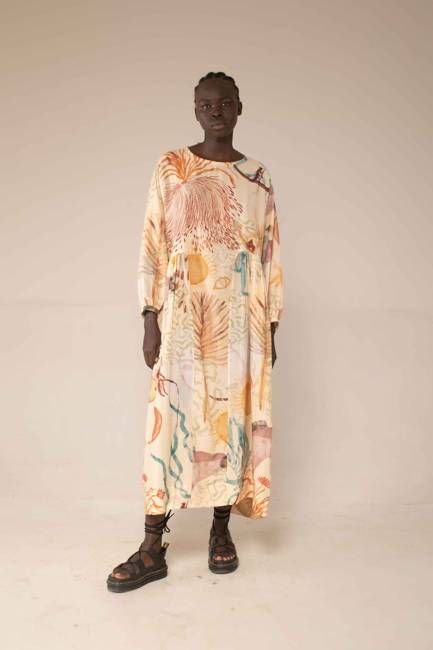 Balloon dress - Rain collector