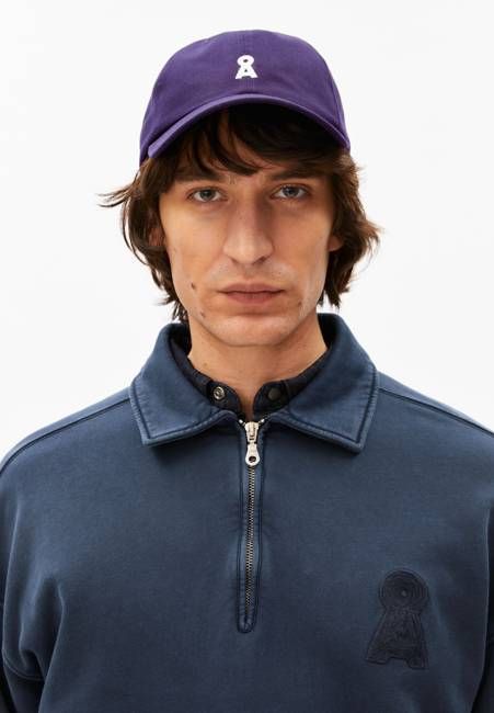 YENAAS BOLD CAP | pungent purple
