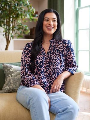 Laila Top - Navy Linear Floral