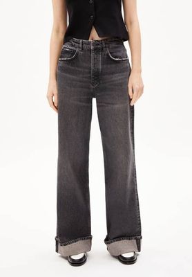 BLINAA | washed obsidian