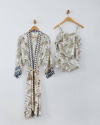 Bagheera - Eco Satin Robe & Getting Ready Set Bundle - Wedding Cake