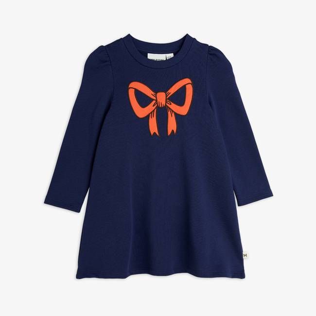 Bow application sweatdress