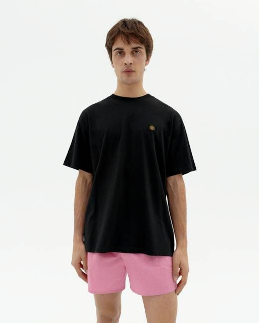 Black back sol type Aaron t-shirt