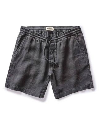 The Apres Short in Faded Black Hemp