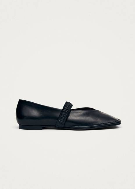Lautan Black Leather Ballet Flats