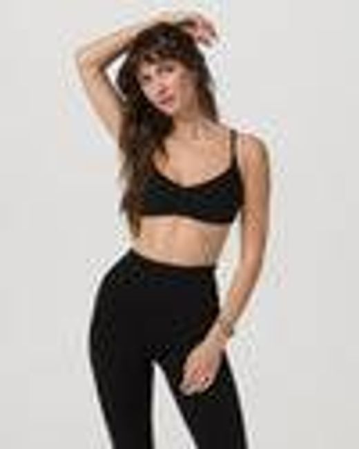 Vuori AllTheFeels™ Strappy Back Bra | Women's Black Sports Bra