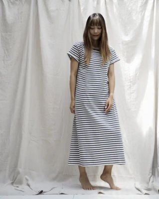 elara nightie/ thunder grey stripe — Noctu