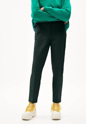 VARMAA BRUSHED | dark scarab