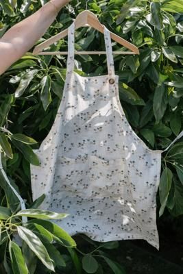 Linen Apron in Island Print