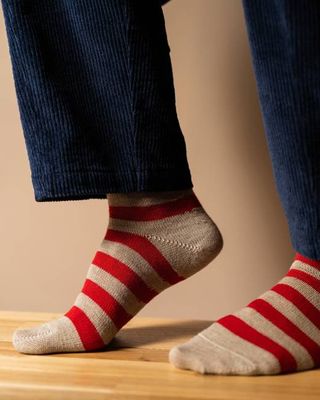 Fine Merino Wool Socks | Stripe Red