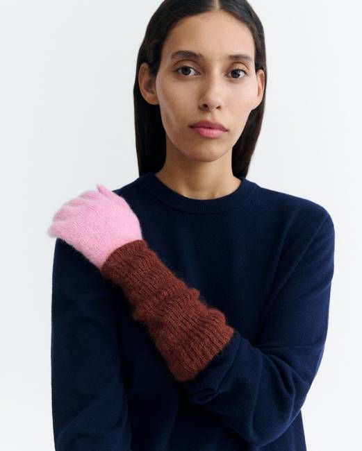 Thinking Mu Pink Brown Alpaca Wool and Gloves
