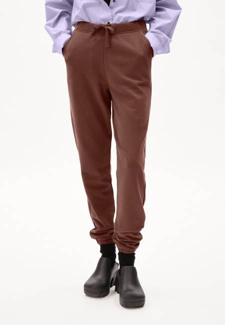 IVAA| deep brown